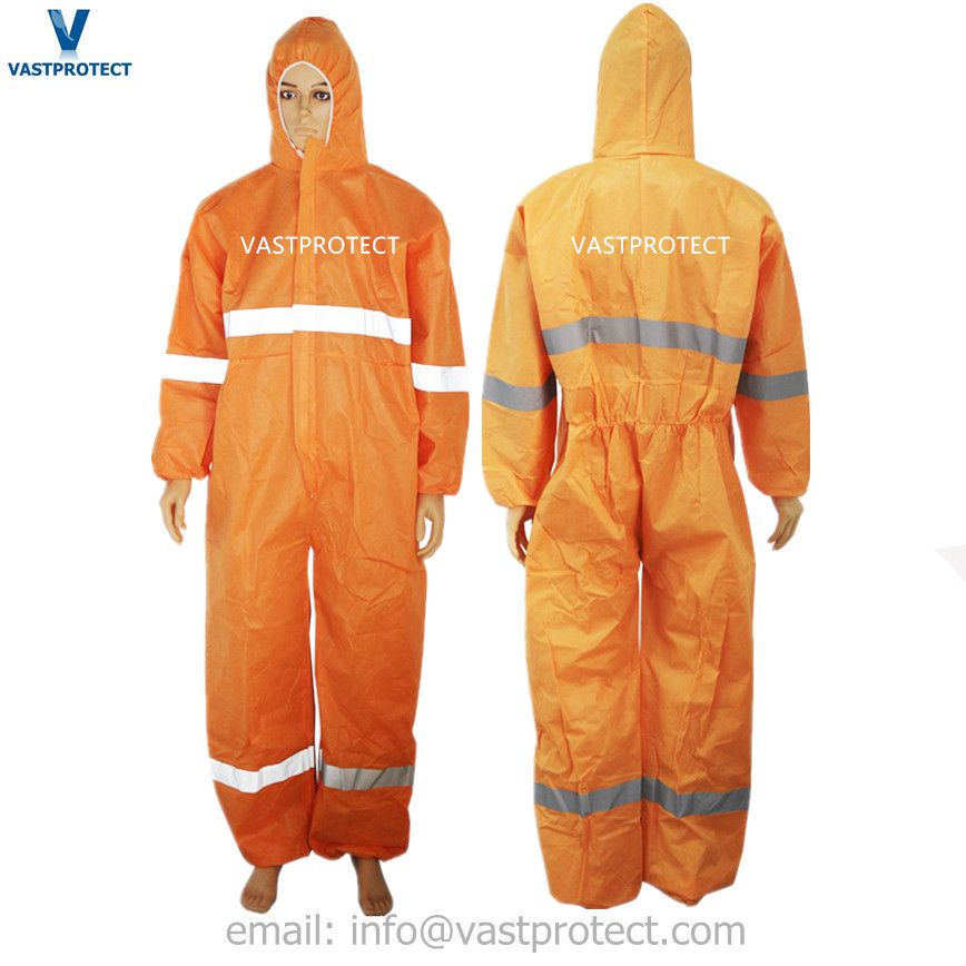 Chemical Antistatic Waterproof Breathable Disposable Clothing Industrial Overalls PP SMS Microporous White Protective Coverall